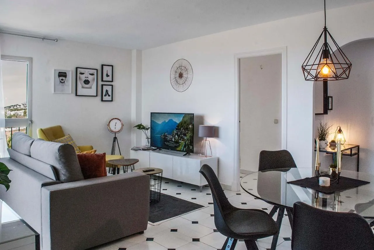 Seaside Apartment In Riviera Del Sol By Costarentals - Ref 75 Sitio de Calahonda